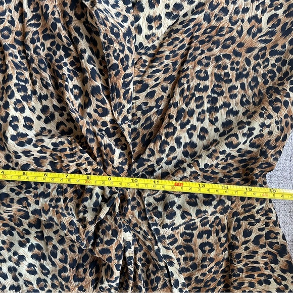 Maggy London Silk Wrap Dress size 10 - Picture 7 of 9